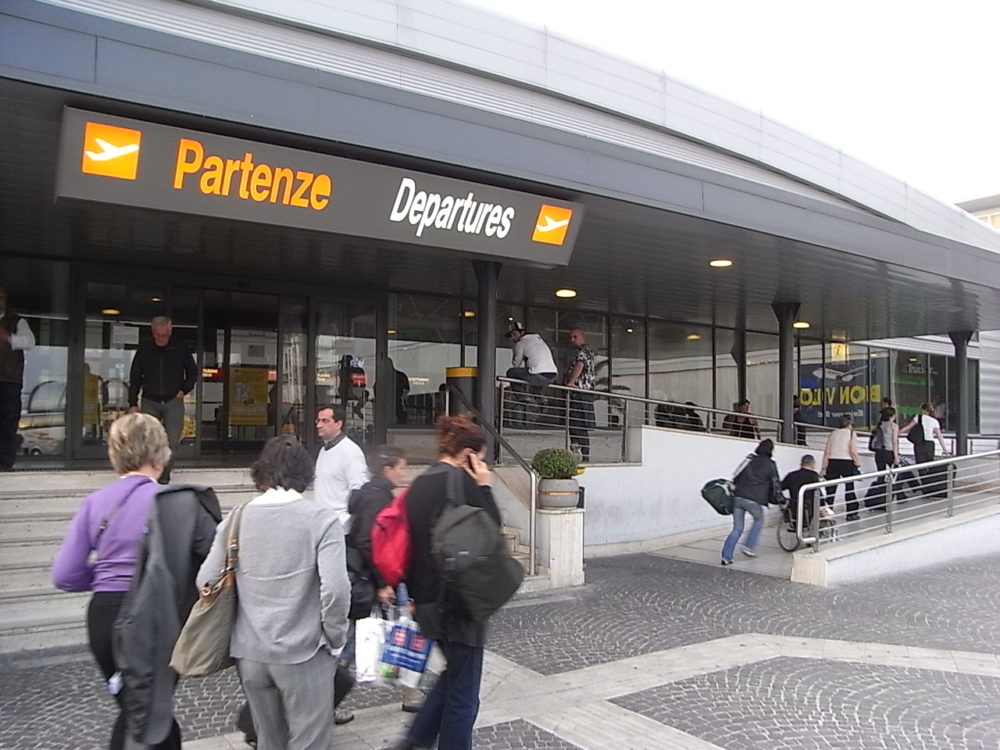 Aeropuerto de Roma-Ciampino, Roma, Italia. @ 2008 Isriya Paireepairit CC BY-NC 2.0