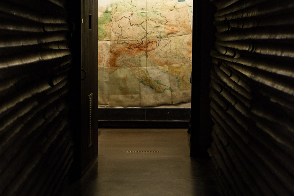 Un pasillo de las Churchill War Rooms.