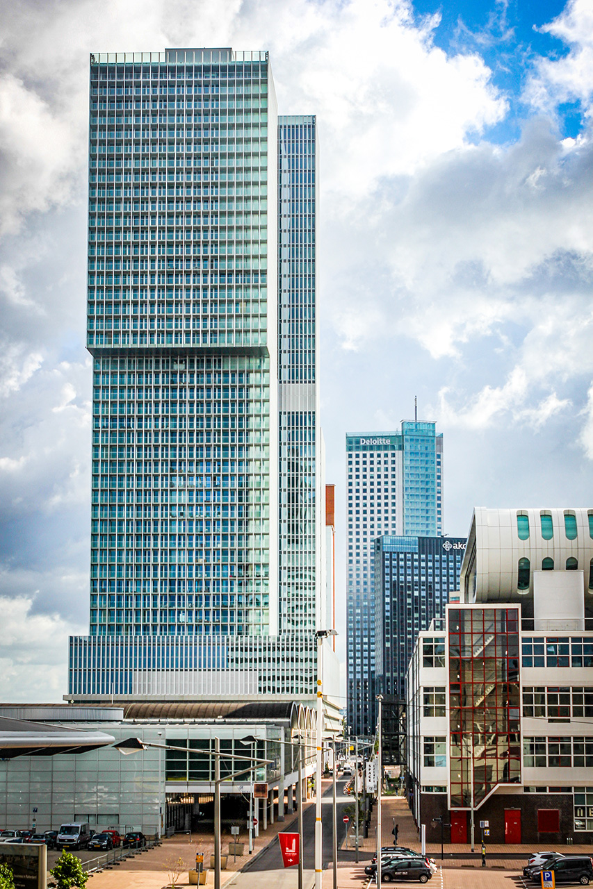 Edificio "De Rotterdam" desde el hotel.