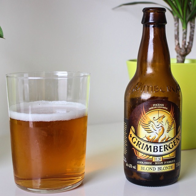 Cerveza Grimbergen Blonde.