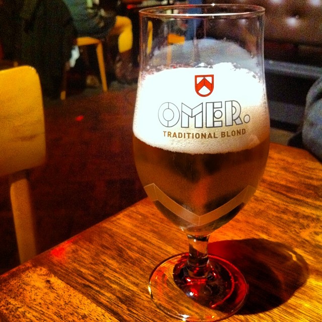 Cerveza Omer.