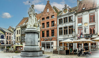 Plaza principal de Halle, Bélgica.