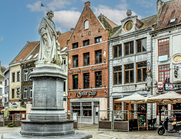 Plaza principal de Halle, Bélgica.