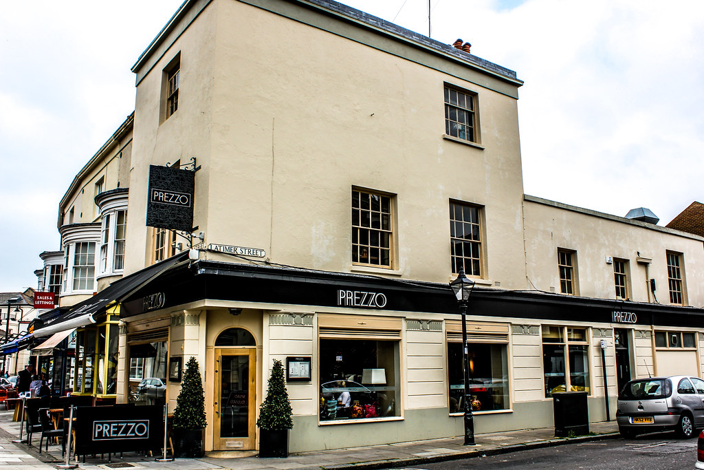 Restaurante Prezzo en Oxford Street 25, antigua sede de American Express Co. en Southampton.