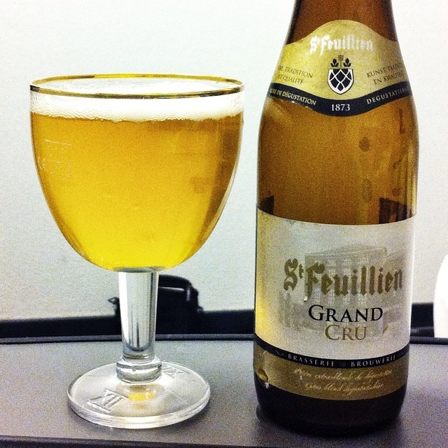 Cerveza St-Feuillien Grand Cru.