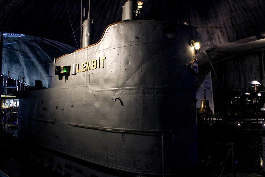 Submarino Lembit.